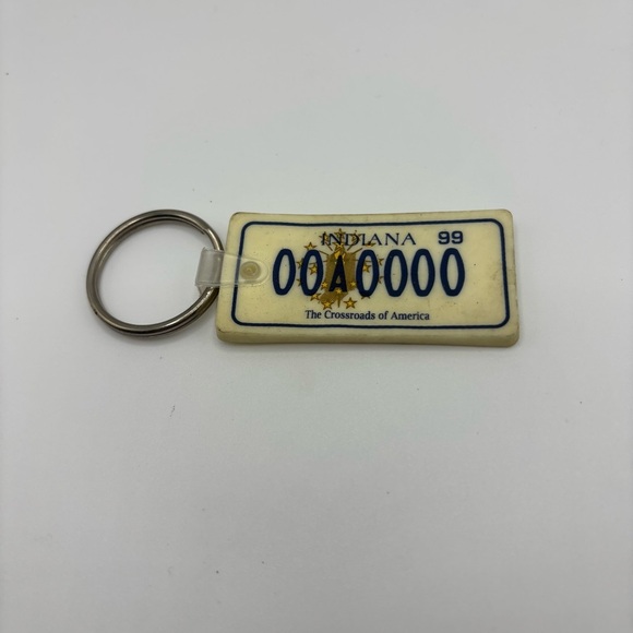 Vintage Indiana License Plate Keychain - Picture 1 of 3